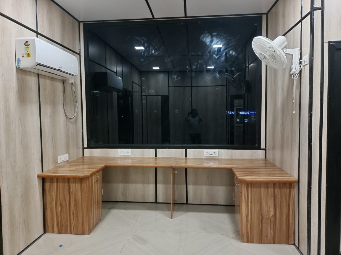 Document storage container