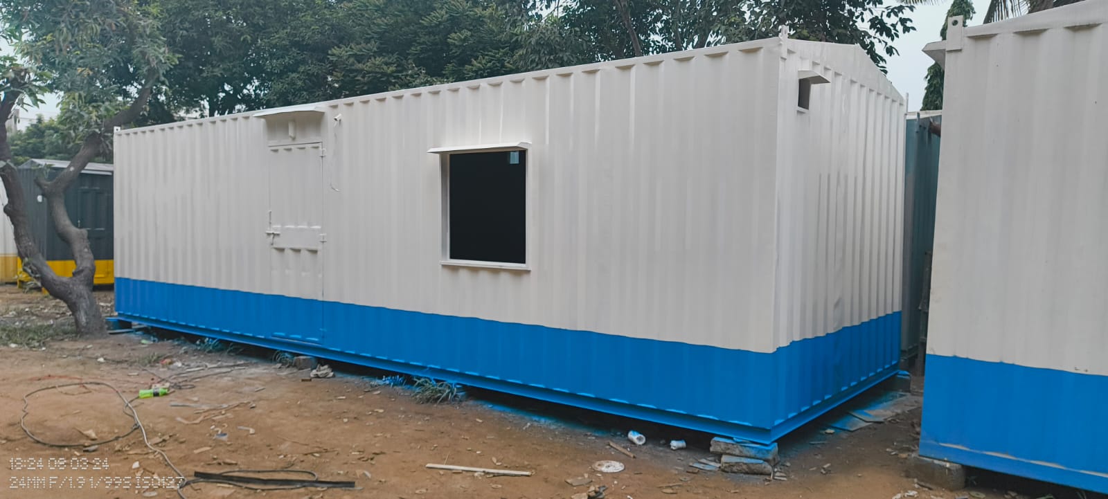 Material storage container